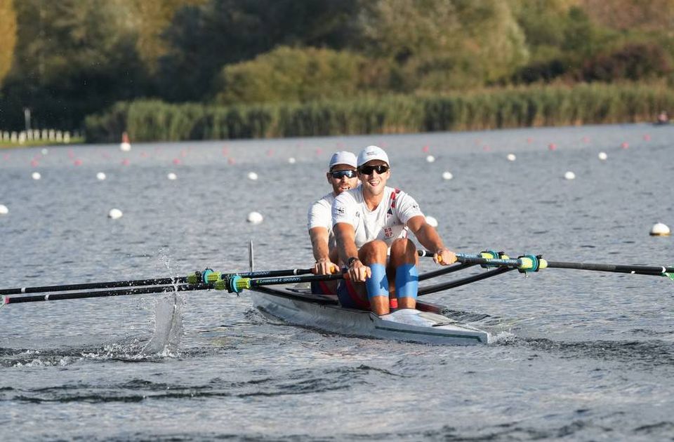 Veslači Mačković i Pimenov osvojili tri medalje na međunarodnoj regati u Italiji