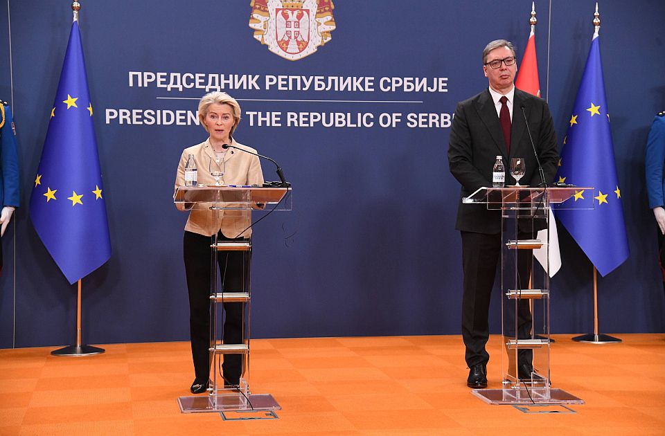 Berlinski dnevnik: Kritika Fon der Lajen - promena kursa EU prema Srbiji?