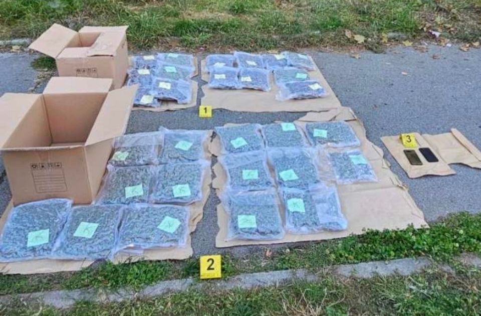 Uhvaćen sa 29 paketa marihuane u kolima: Opirao se tokom hapšenja i više puta udario policajca u glavu