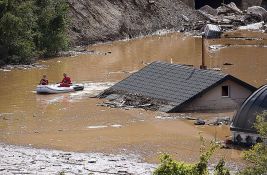 Poplave u BiH: Reke se vraćaju u svoja korita, stradala 21 osoba, potraga za desetinama nestalih