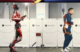 VIDEO: U Kini predstavljen najbrži humanoidni robot na svetu