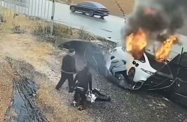 VIDEO: Ovo je jedan od razloga zašto je Kina zabranila uvučene kvake na vratima električnih vozila