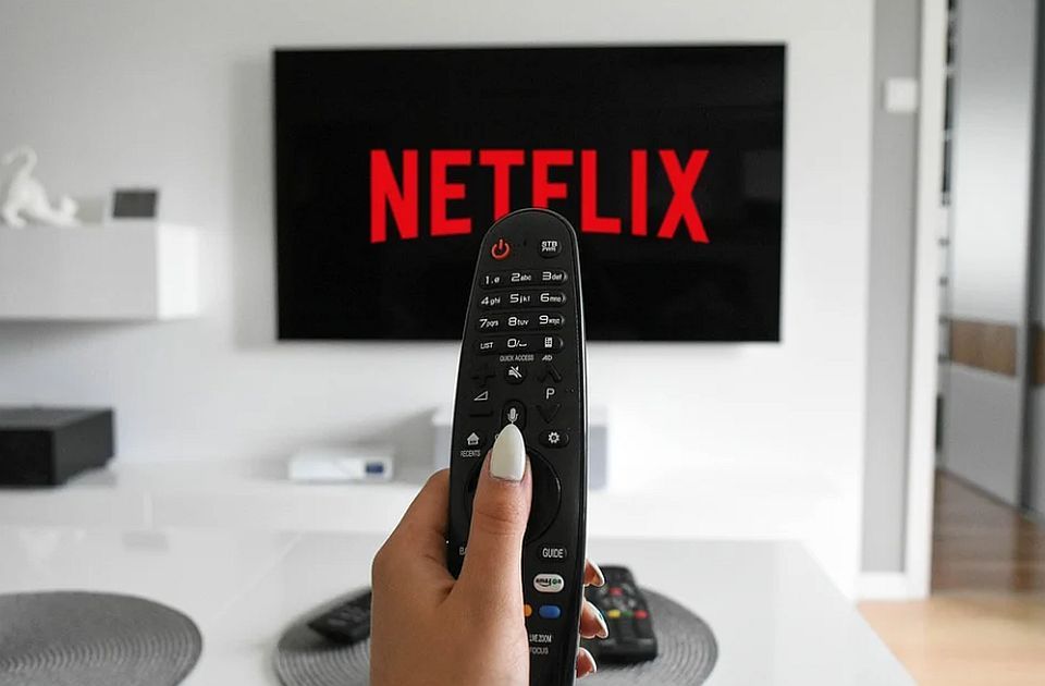 Poznato koliko državljani Srbije moraju da rade da bi mogli da priušte pretplatu na Netfliks
