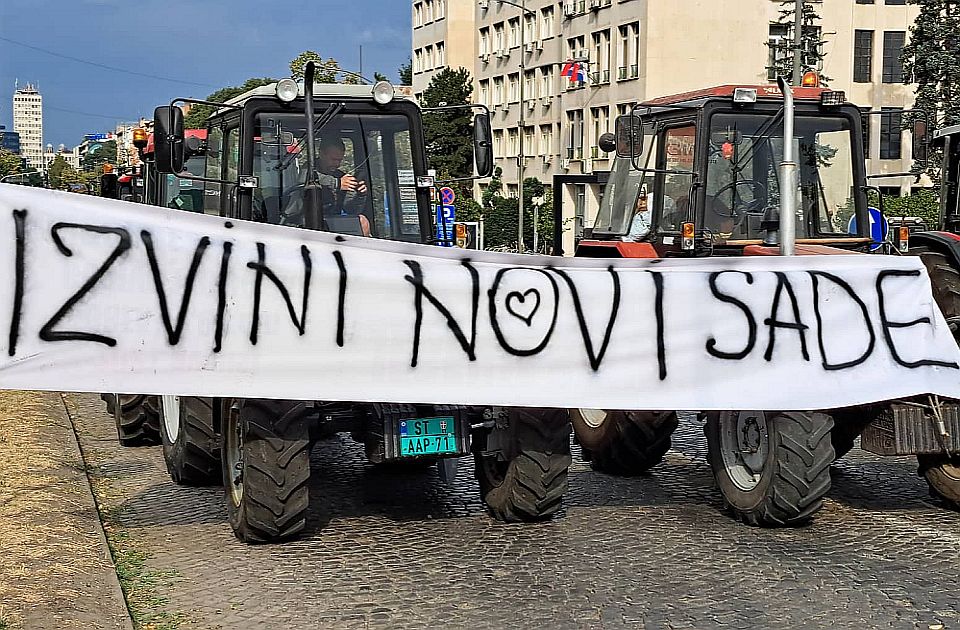 Peti dan blokade: Dogovora nema, poljoprivrednici poručuju "Izvini Novi Sade"