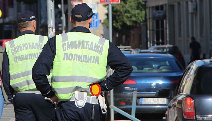 Novosadska policija iz saobraćaja za jedan dan isključila 10 vozača i dva vozila