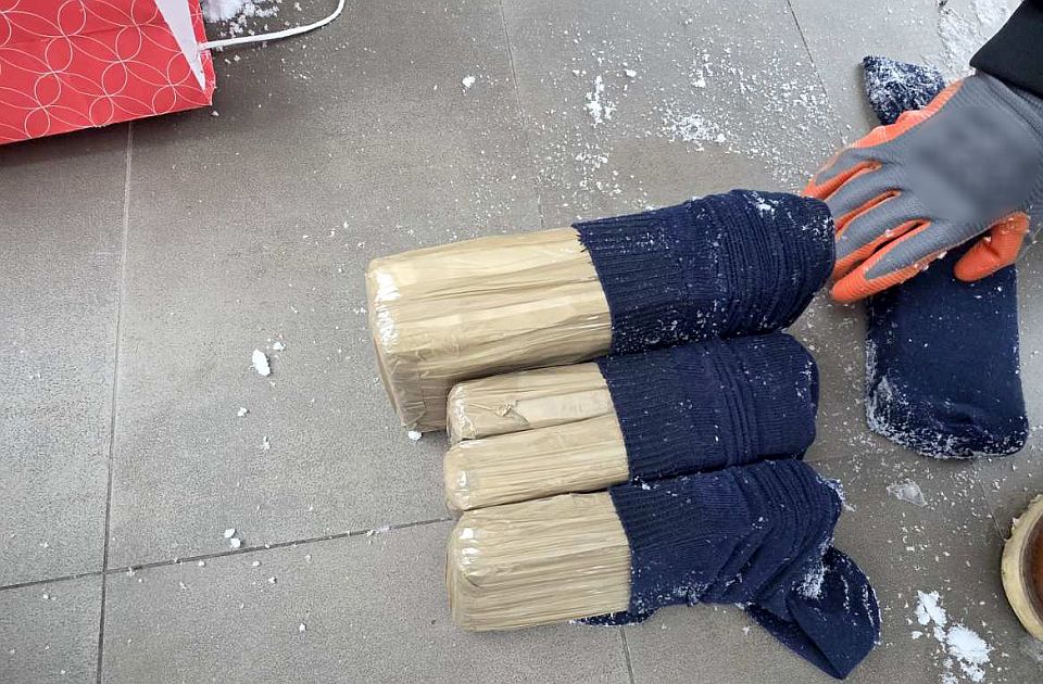 Bugarski državljanin uhapšen sa tri kilograma kokaina i heroina