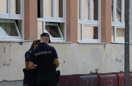 Maloletnici provalili u privatni dom zdravlja u Novom Sadu - ukrali telefone i pare