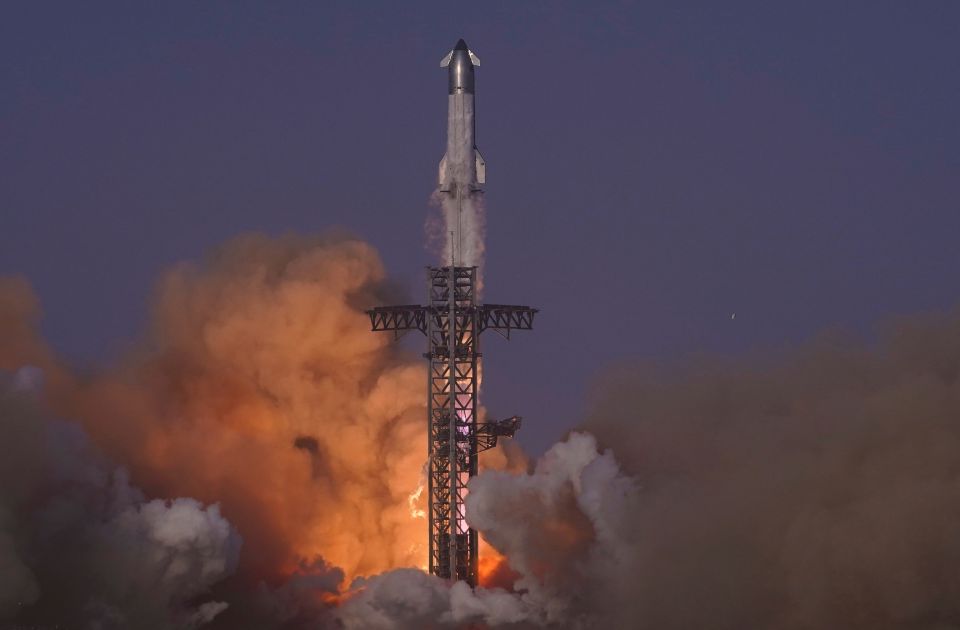 VIDEO: Maskov Starship ponovo eksplodirao pri probnom letu VIDEO: Maskov Starship ponovo eksplodirao pri probnom letu