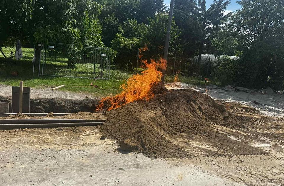 Požar tokom radova na Kameničkom putu