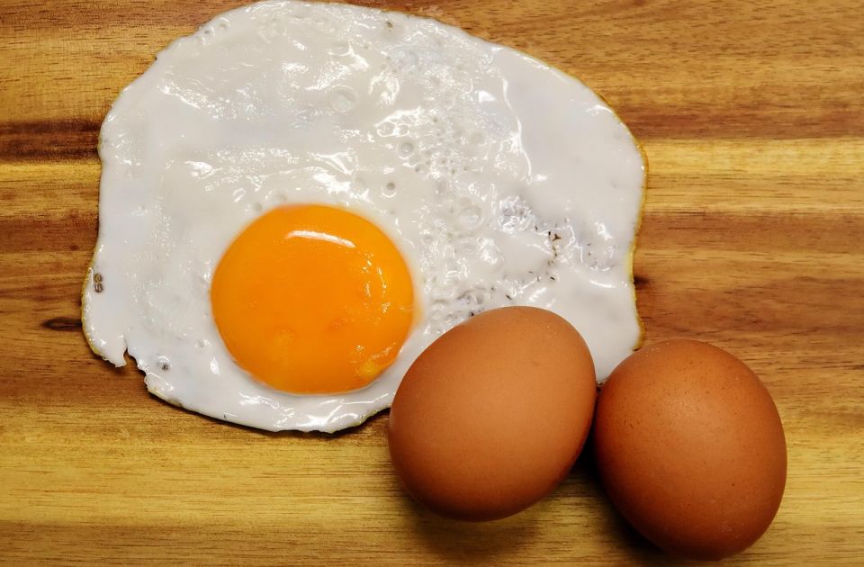 Smeju li jaja da se jedu svaki dan? Smeju li jaja da se jedu svaki dan?