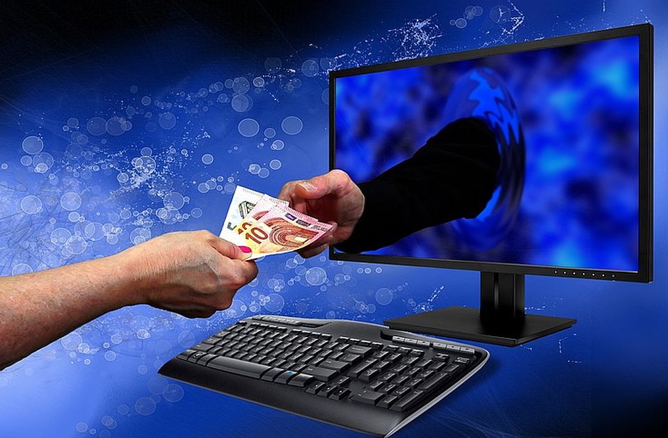 RATEL upozorio prodavce na internetu: Lažni kupci kradu novac sa računa 