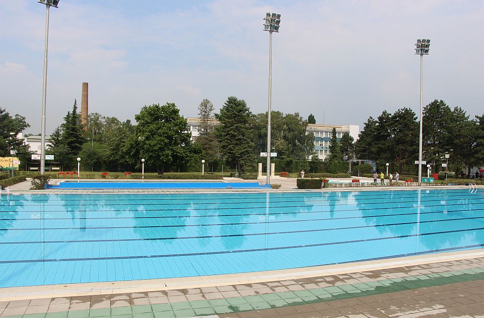 Novosađani od danas mogu na bazene, objavljene smene i cene ulaznica