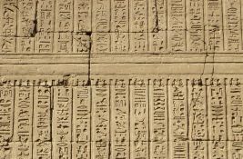 Delimično iskopan hram boga sunca Ra u blizini Kaira