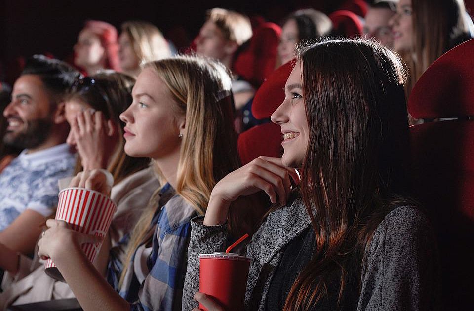 Na festivalu u Sopotu 27 filmova, spomenik Bati Živojinoviću ispred Centra za kulturu