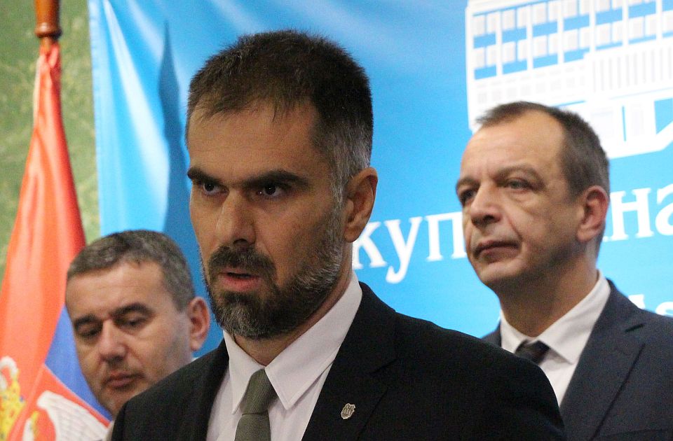 Mićin o Akademiji umetnosti: "Pobuna rađa svest" na prostoru koji im Grad daje besplatno?!