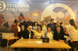 Prva projekcija: Studentskoj listi ubedljivih 52 odsto glasova, SNS 39 odsto