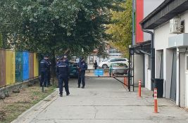 Policija intervenisala na više lokacija u Novom Sadu zbog sumnje na izborne nepravilnosti