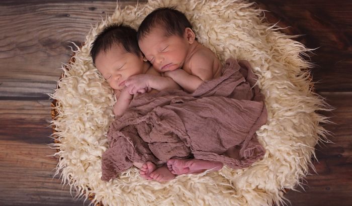 U Novom Sadu za jedan dan rođeno 18 beba, među njima bliznakinje