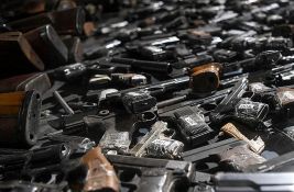 Misterija kako su revolveri sa oznakama srpske policije završili u Americi
