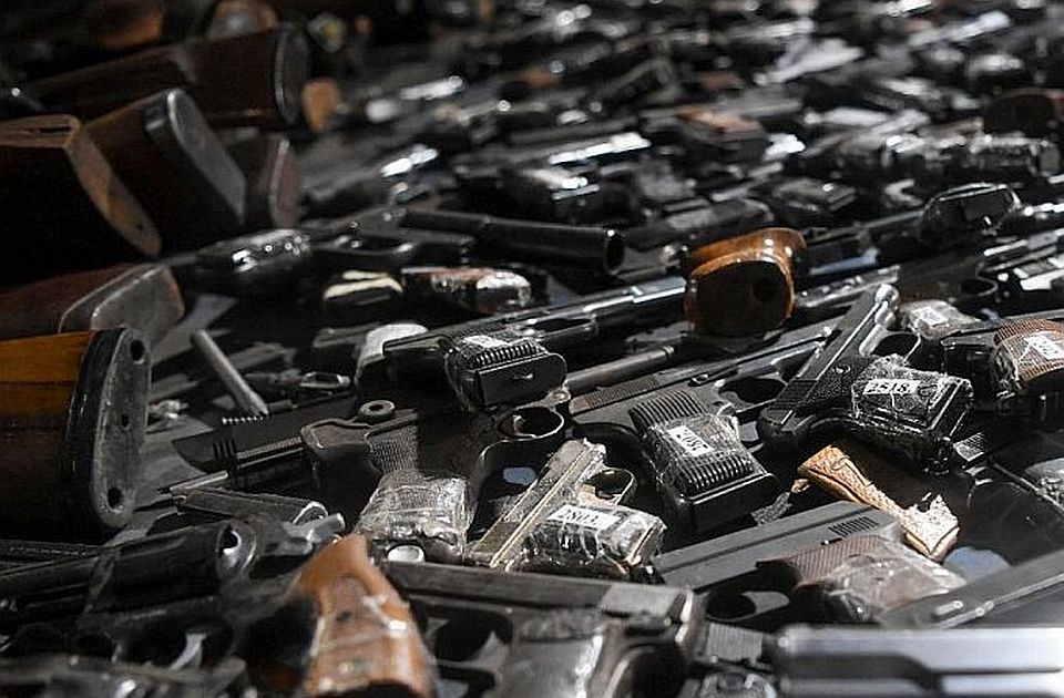 Misterija kako su revolveri sa oznakama srpske policije završili u Americi