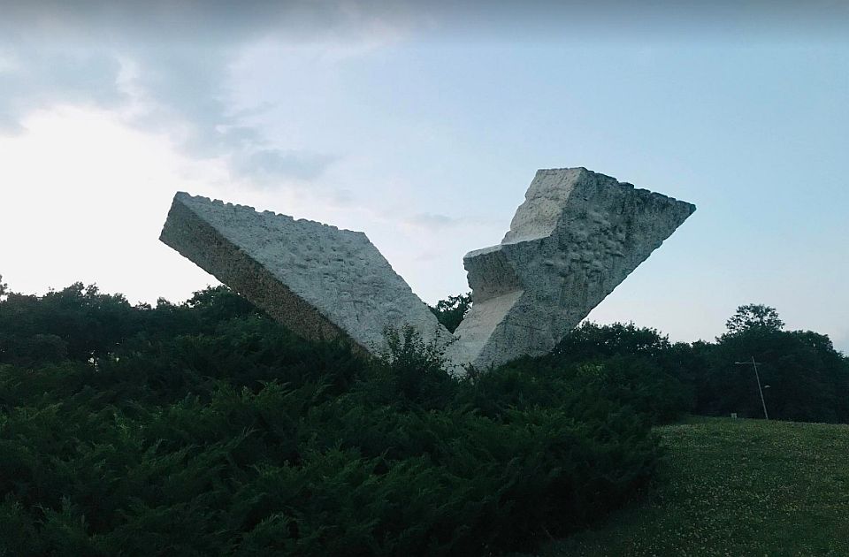 Veliki školski čas u Šumaricama možda bude pomeren i skraćen, građani negoduju 