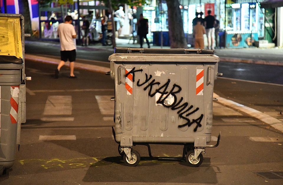 Student iz Čačka: Na blokadi su me uhapsili i pretukli ljudi sa fantomkama