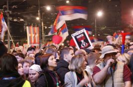 Vučić: Ljudi koji veruju u zvučni top mogu da podrže i 