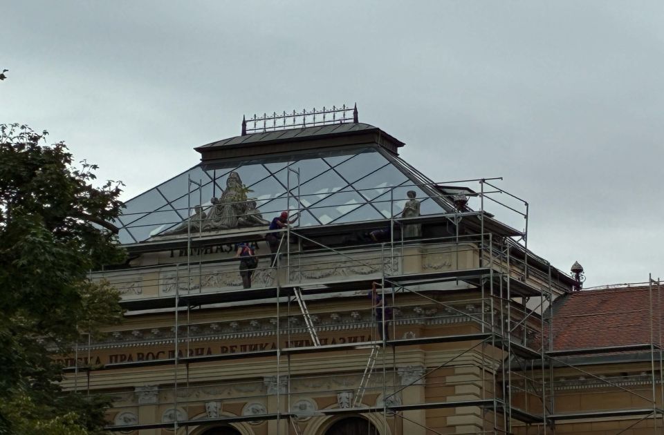 Počela renovacija kupole Jovine gimnazije, informacija o radovima još nema