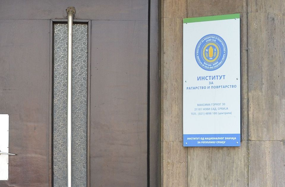 Sindikat nauke u Institutu za ratarstvo i povrtarstvo protiv današnjeg protesta Sindikat nauke u Institutu za ratarstvo i povrtarstvo protiv današnjeg protesta