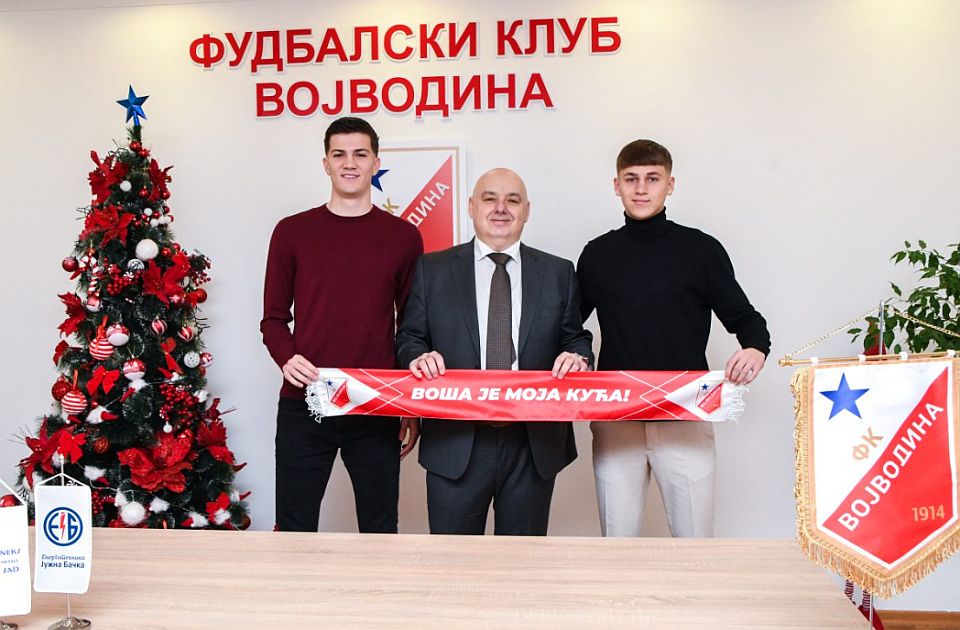 Boškan i Peranović potpisali nove ugovore sa Vojvodinom