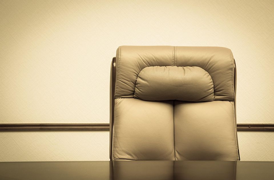 Sve manje državnih preduzeća ima zakonitog direktora