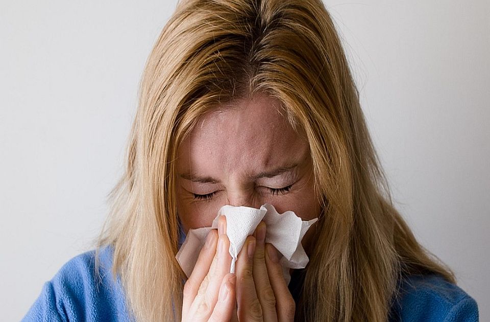 Već tri nedelje raste broj obolelih od gripa i respiratornih infekcija u Vojvodini