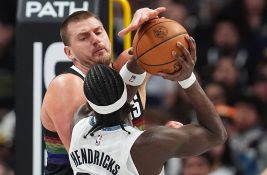 VIDEO: Denver stigao do pobede uz novi tripl-dabl Jokića