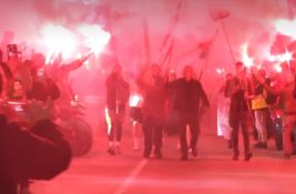 Studenti koji pešače ka Valjevu dočekani u Ubu