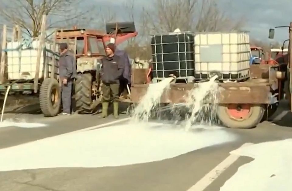 Poljoprivrednici proširili blokadu: 