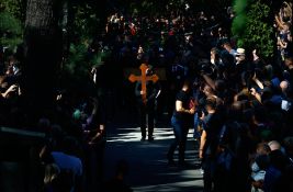 Fajnenšel tajms: Da li više ljudi u Srbiji želi promene ili podržava Ratka Mladića?