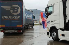 AMSS: Blokirano 18 graničnih prelaza u Srbiji za teretni saobraćaj