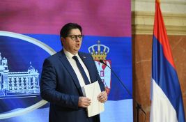 Mrdić kaže da je zakone pisao sa saradnicima iz pravnog saveta SNS 