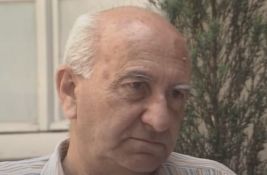 Na današnji dan: Usvojen Sretenjski ustav, umrli Aleksandar Tišma, Stanislav Binički i Nat King Kol