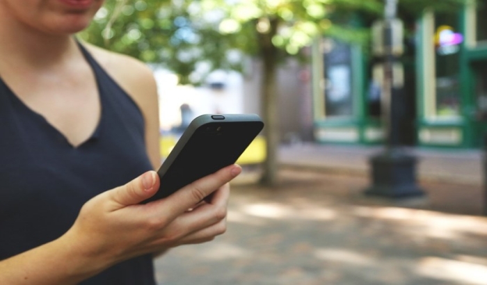 U toku istraga zbog slanja SMS poruka za Zadrugu sa službenog broja u kragujevačkoj upravi