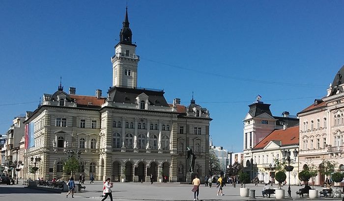 Gradu Novom Sadu naloženo da isplati odštetu pomagaču uzbunjivačice