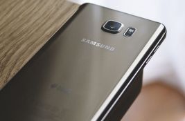 Zaposleni u Samsungu zapretili štrajkom i dobili 300.000 evra po radniku