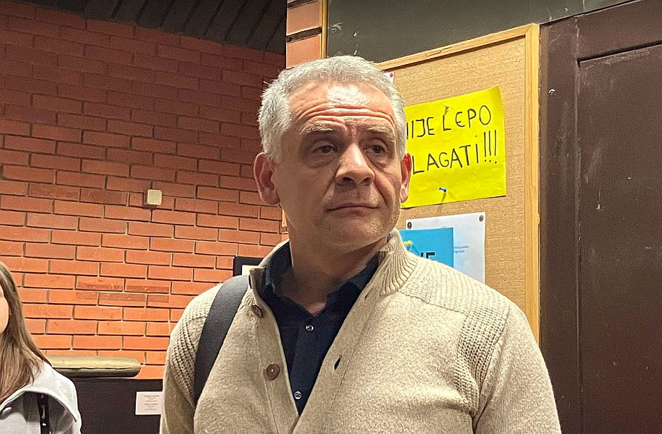 Dekan Alanović odbio da na dnevni red stavi zahtev za njegovu smenu