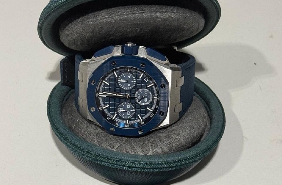 Carinici privremeno oduzeli sat vredan 40.000 evra, podsećaju da se vrednija roba mora prijaviti