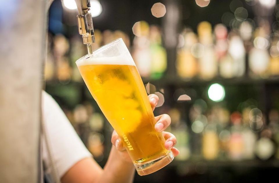 Navijači će tokom Svetskog prvenstva u Kataru moći da piju pivo - ali ne za vreme utakmica