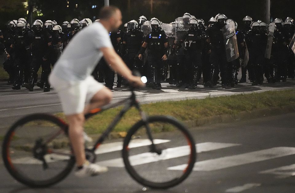 Dačić: MUP ne krije ništa o postupanju na protestima 