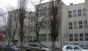 Isidorina gimnazija odugovlači da primi profesorku na radno mesto, sindikat traži smenu direktorke