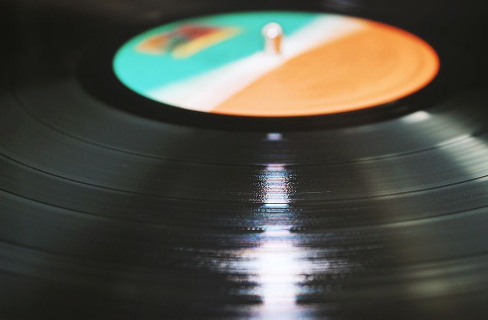 Kolekcionari ploča i diskova u 2025. najviše tražili klasičan rok i Tejlor Svift