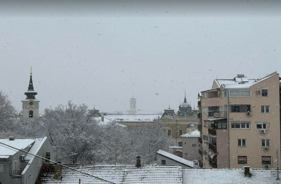 I danas u Novom Sadu snežno i ledeno