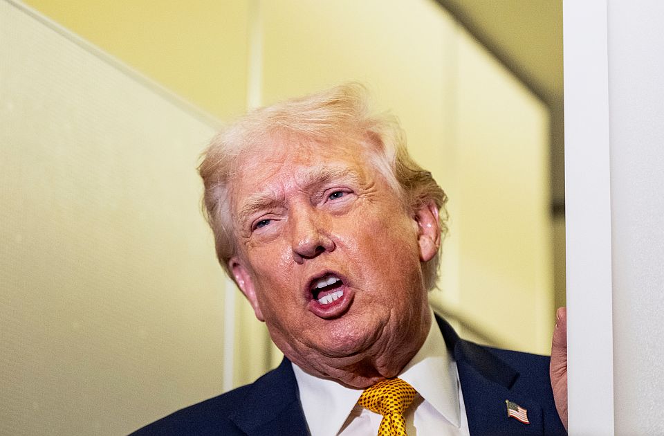 Tramp ponovo preti Venecueli: Mogući novi vojni udari, SAD su sad 